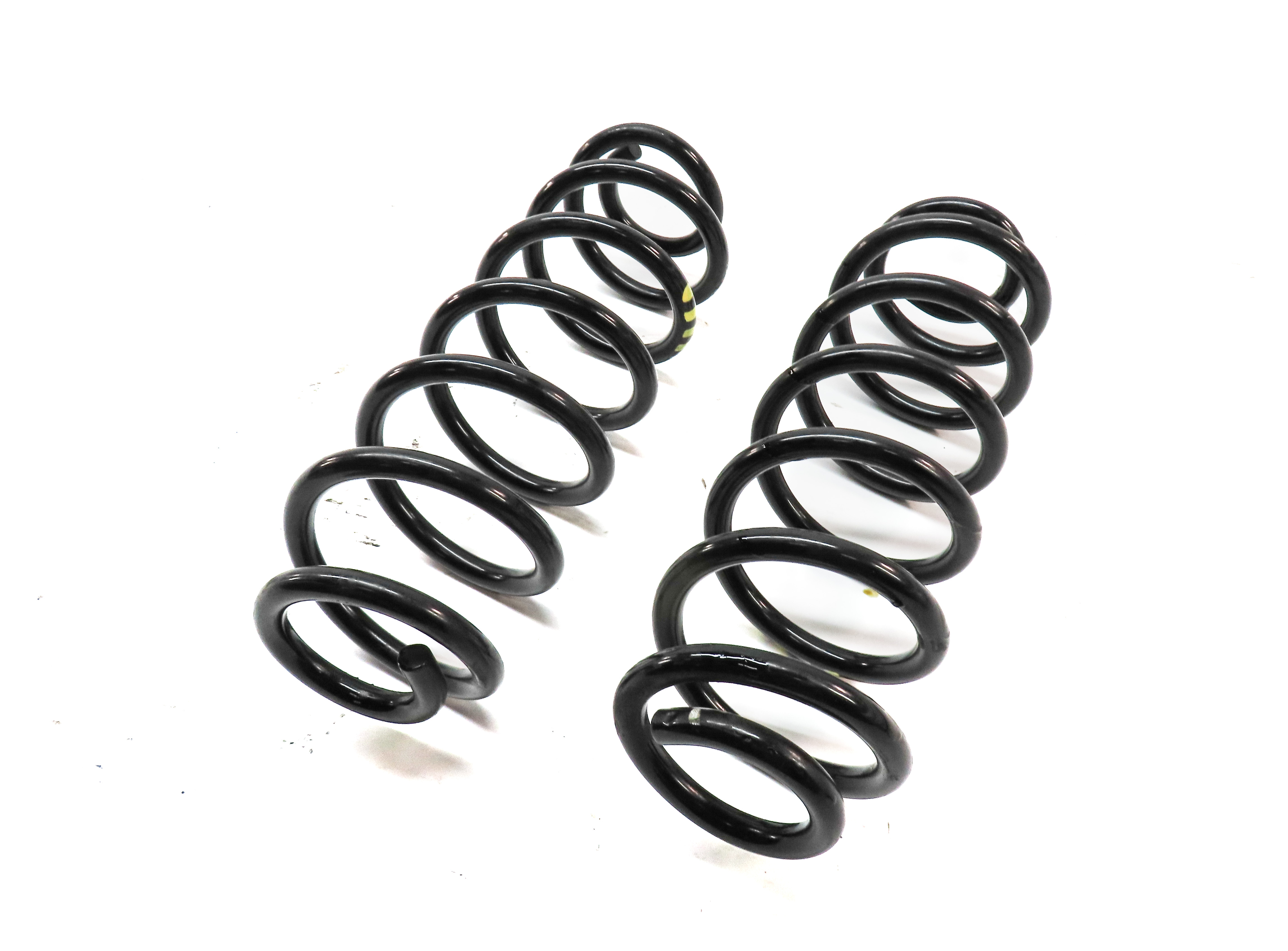 2009-2018 VW TIGUAN / AUDI Q3 (8U) LEFT & RIGHT REAR SUSPENSION COIL SPRING SET — exact item pictured